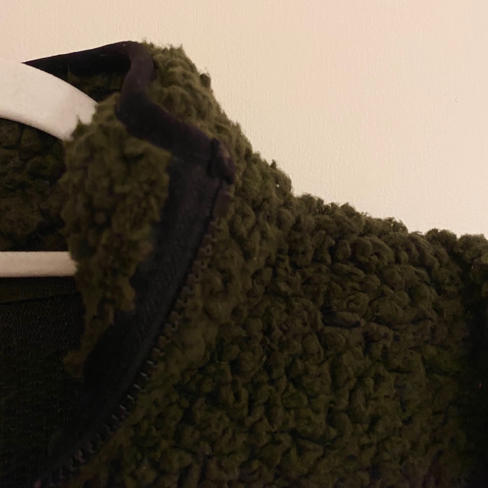☼ Olive quarter-zip Sherpa - Picture 5 of 7